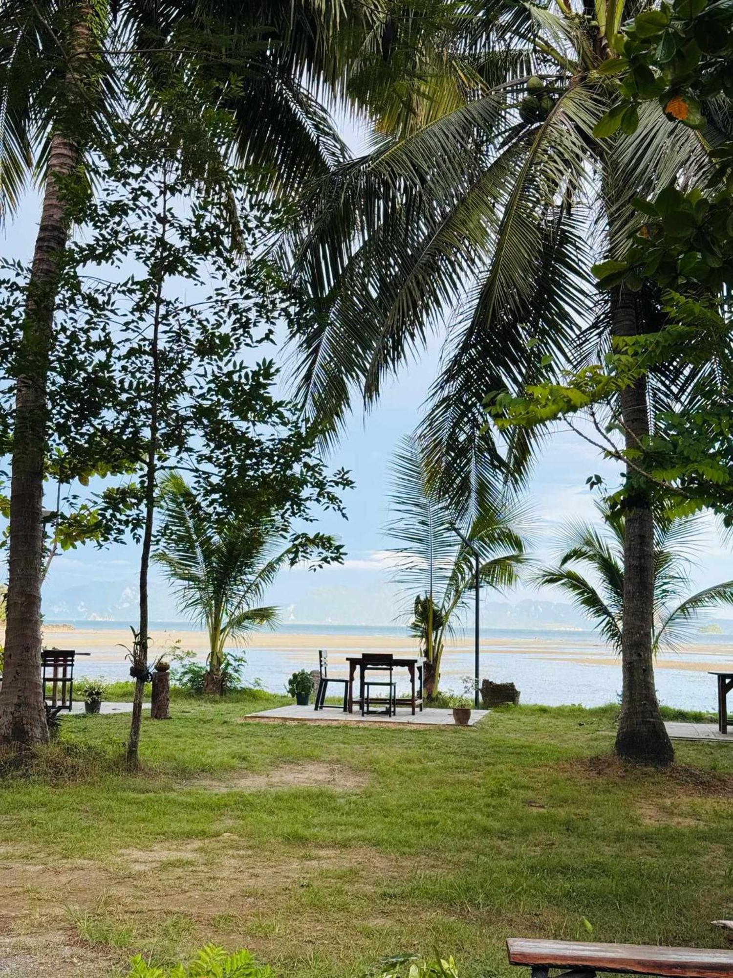 Sunrise House Hotell Ko Yao Noi Exteriör bild